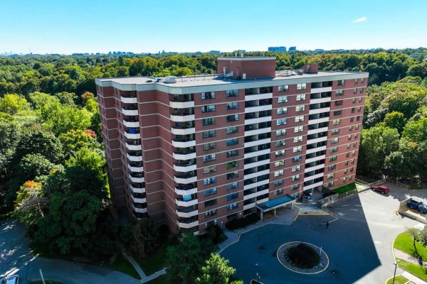 Apartment for rent at 623 Finch Avenue West